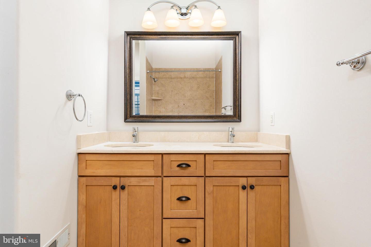 4557 Manayunk Ave Property Photo 40