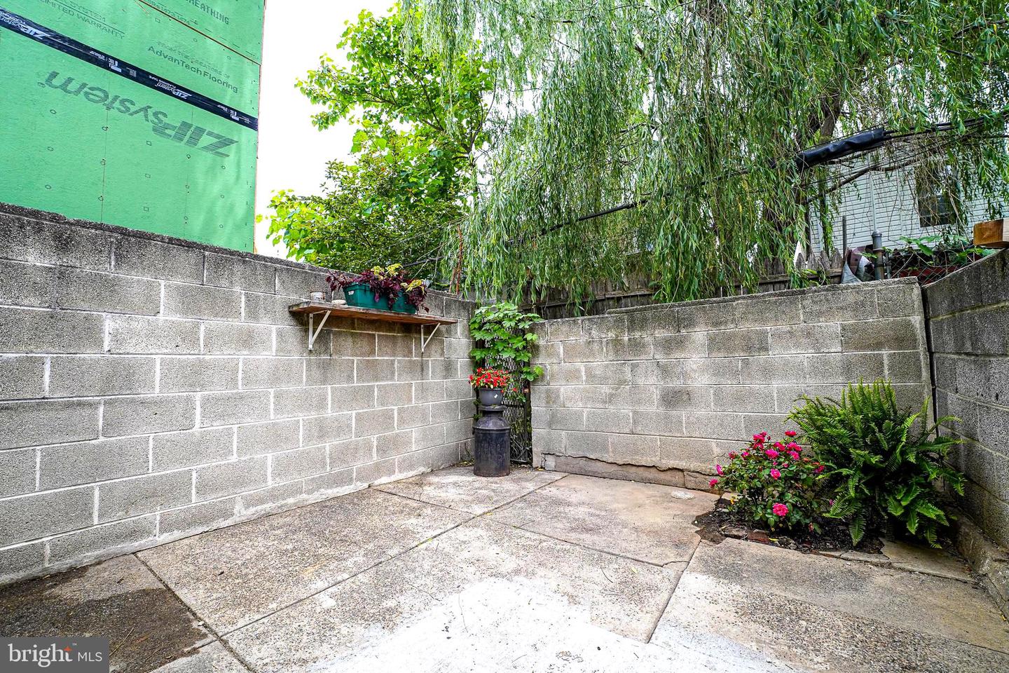 1847 E Harold St Property Photo 13