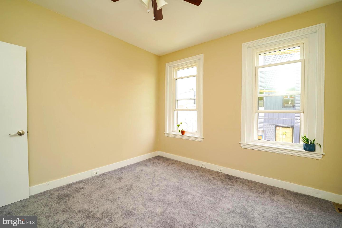 1847 E Harold St Property Photo 16