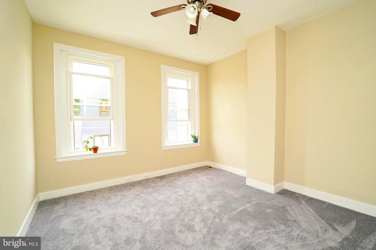1847 E Harold St Property Photo 17