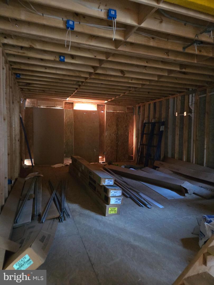 1406 E Moyamensing Ave Property Photo 6