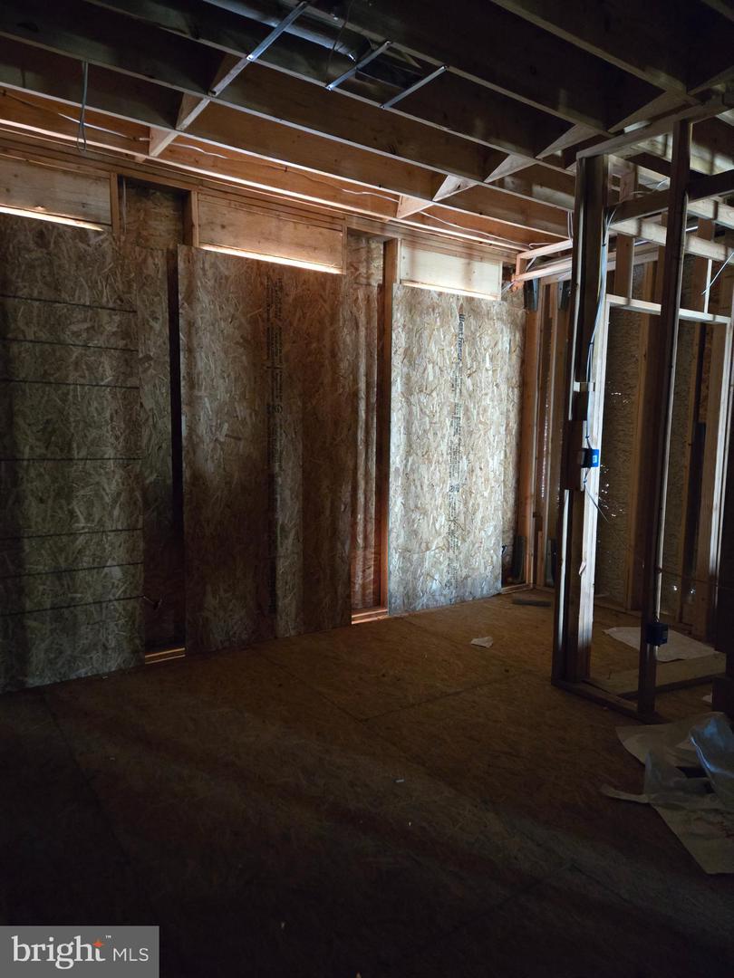 1406 E Moyamensing Ave Property Photo 14