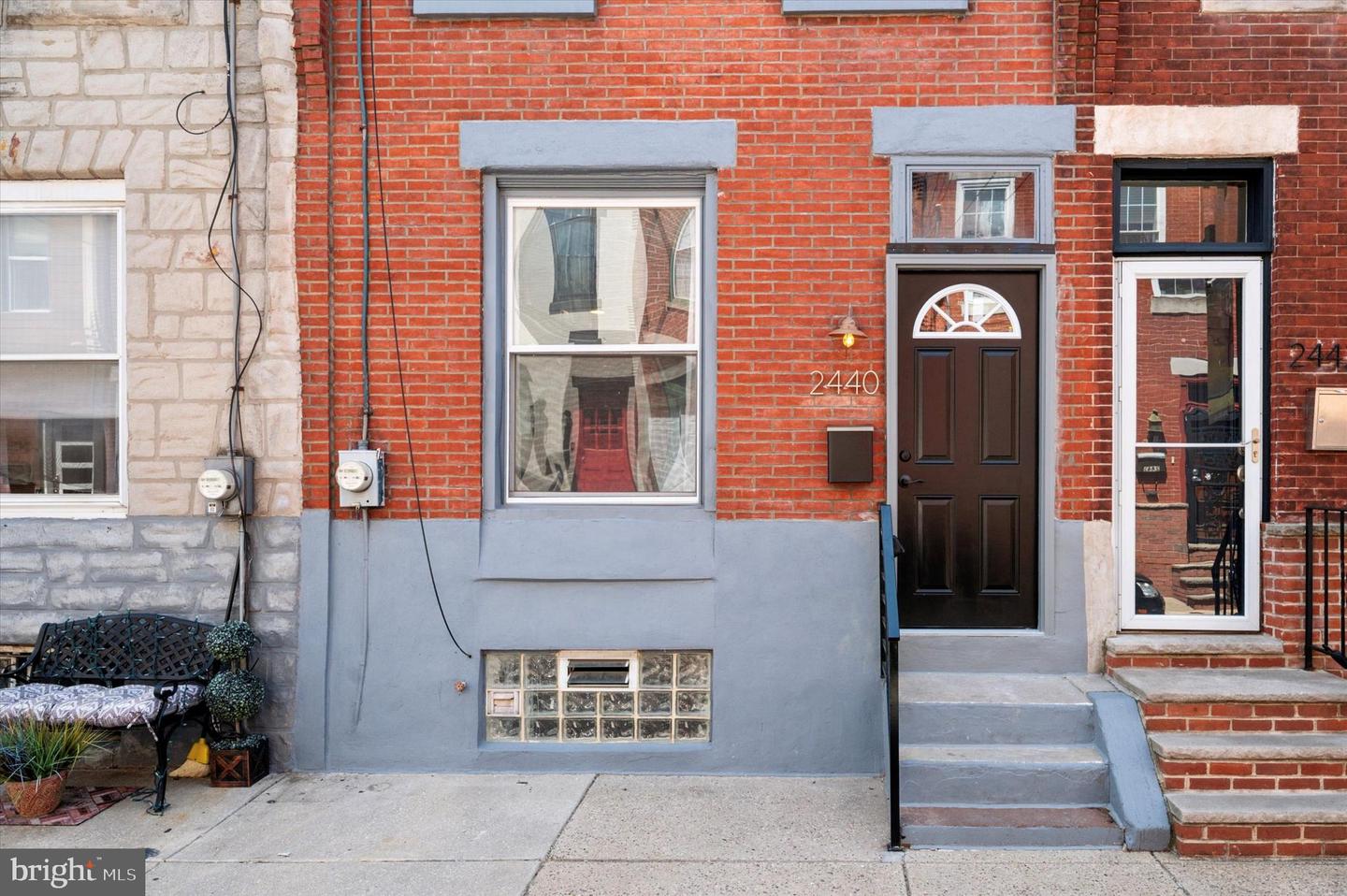 2440 MONTROSE ST Property Photo 1