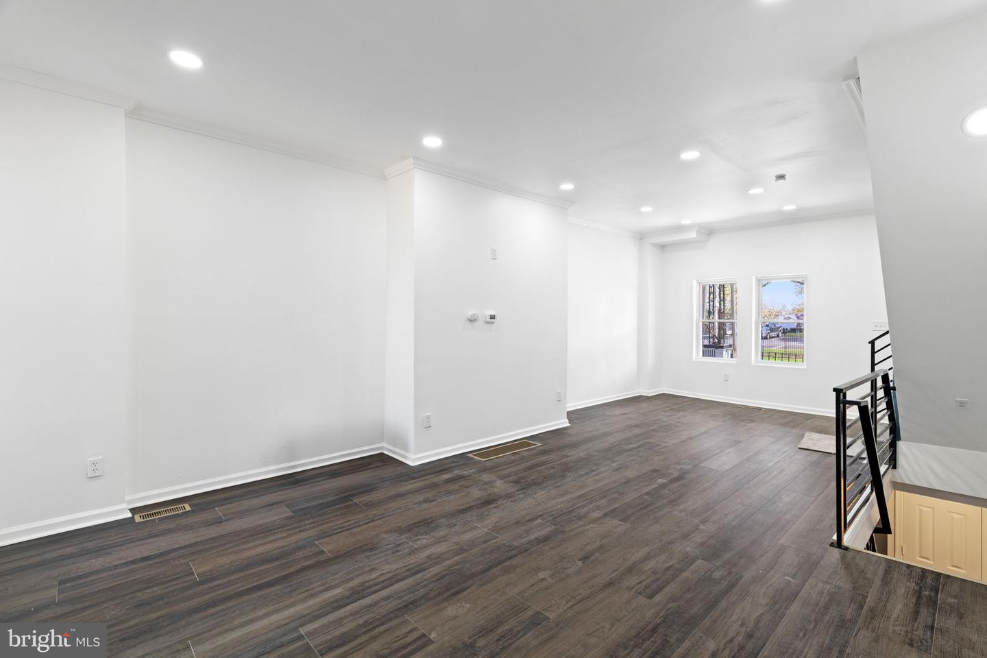 6436 Ogontz Ave Property Photo 6