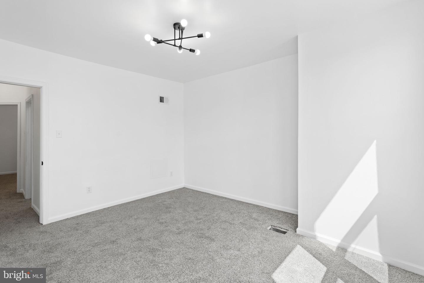 6436 Ogontz Ave Property Photo 36