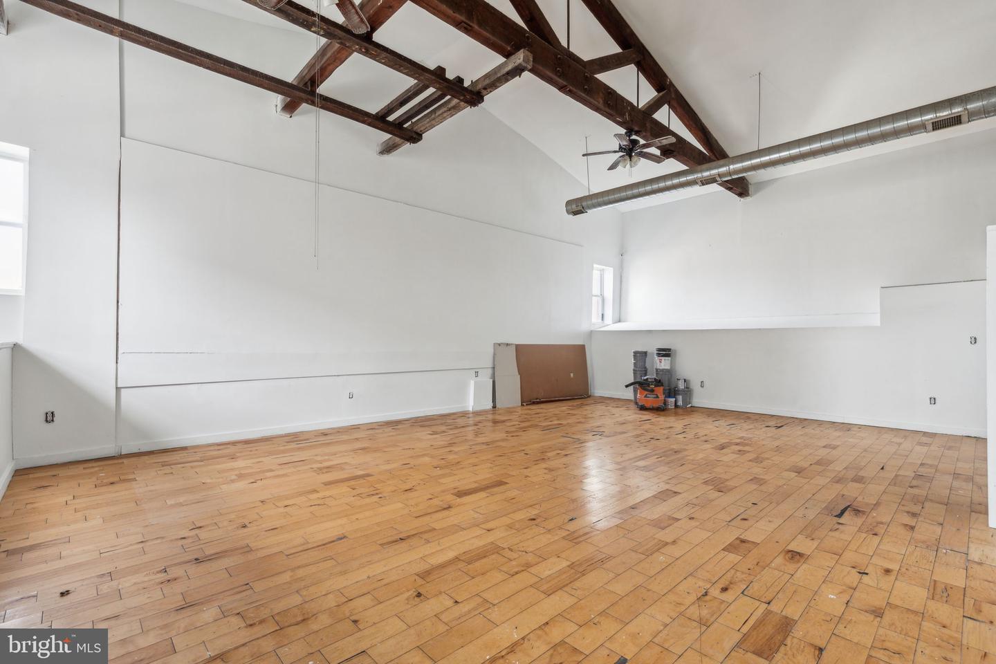 3485 COLLINS ST #108 Property Photo 1