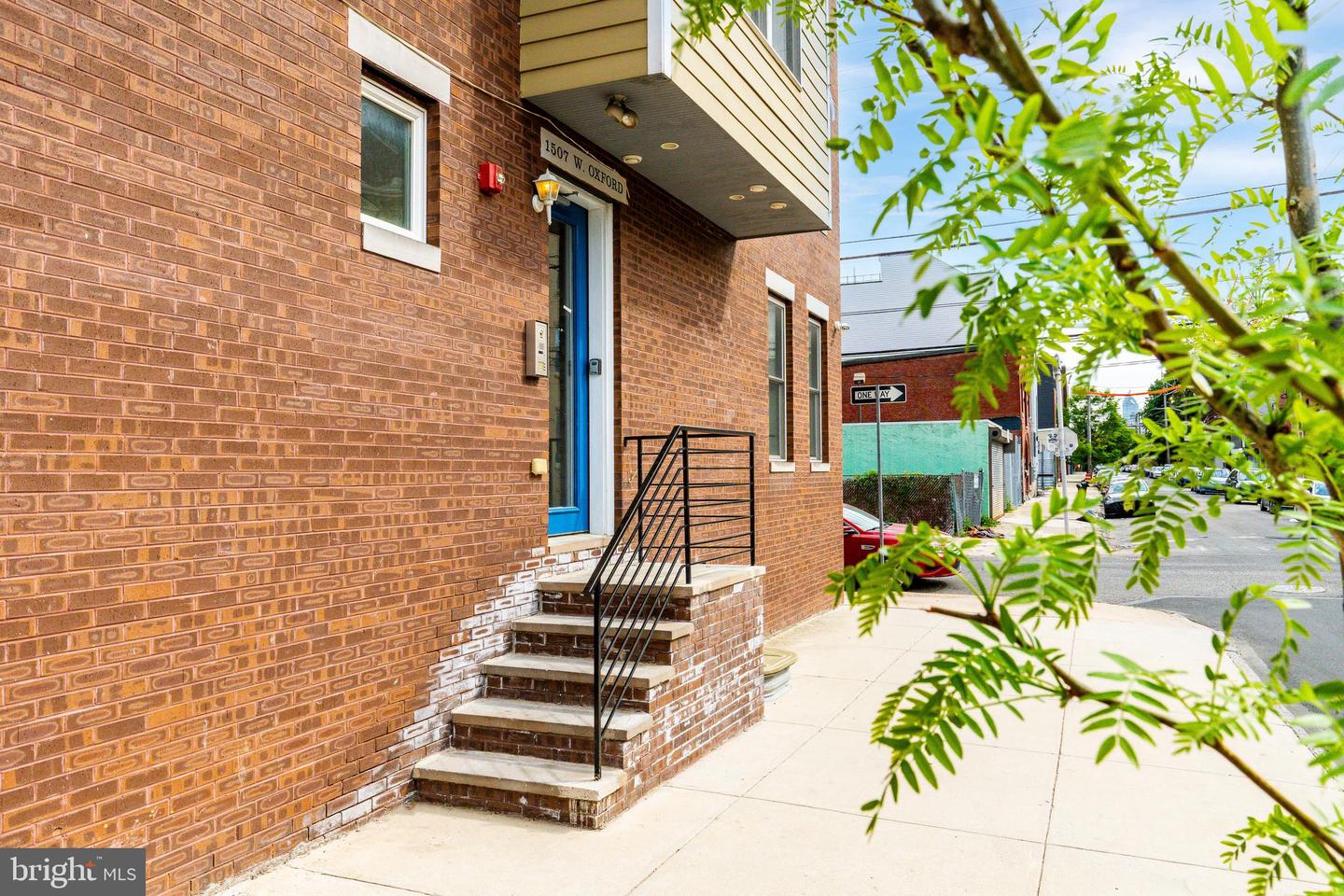 1507 W Oxford St Property Photo 11
