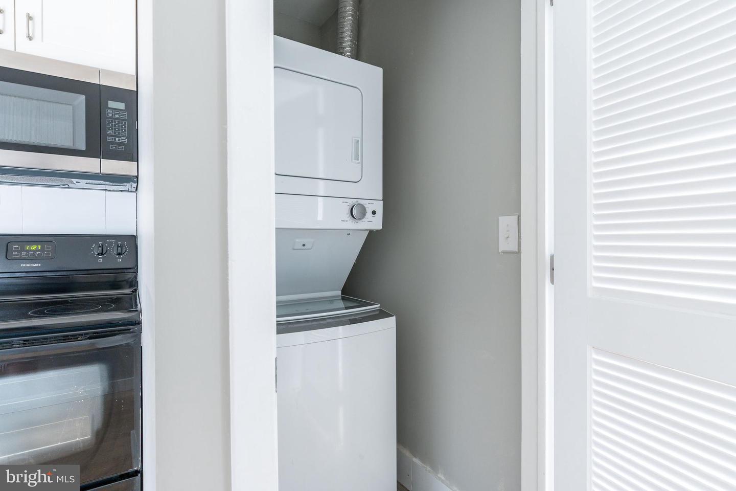 1507 W Oxford St Property Photo 19
