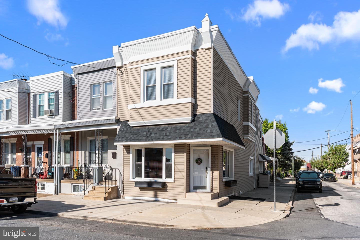 2545 Lefevre St Property Photo 1