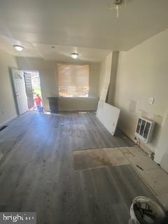 1047 W Nevada St Property Photo 4