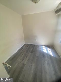 1047 W Nevada St Property Photo 11