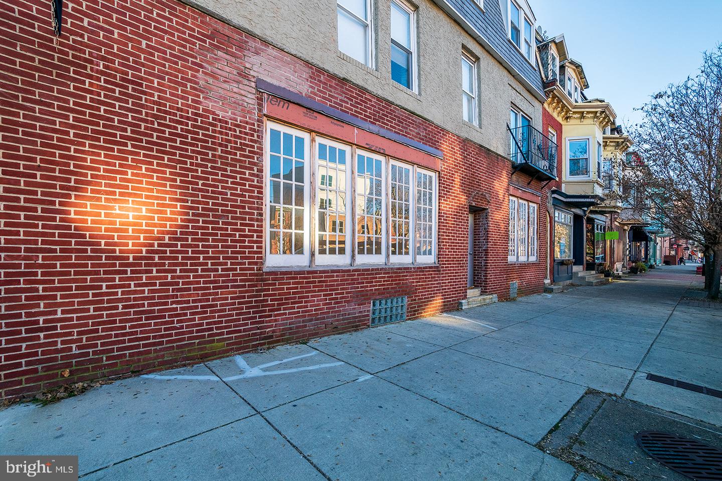 3826 Lancaster Ave #commercial Space Property Photo 10