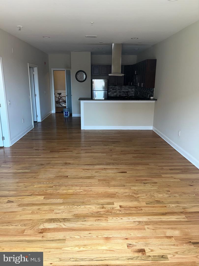 1400-14 S Darien St #b Property Photo 4