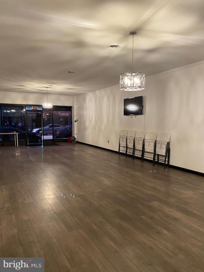 3531 Germantown Avenue Property Photo 8