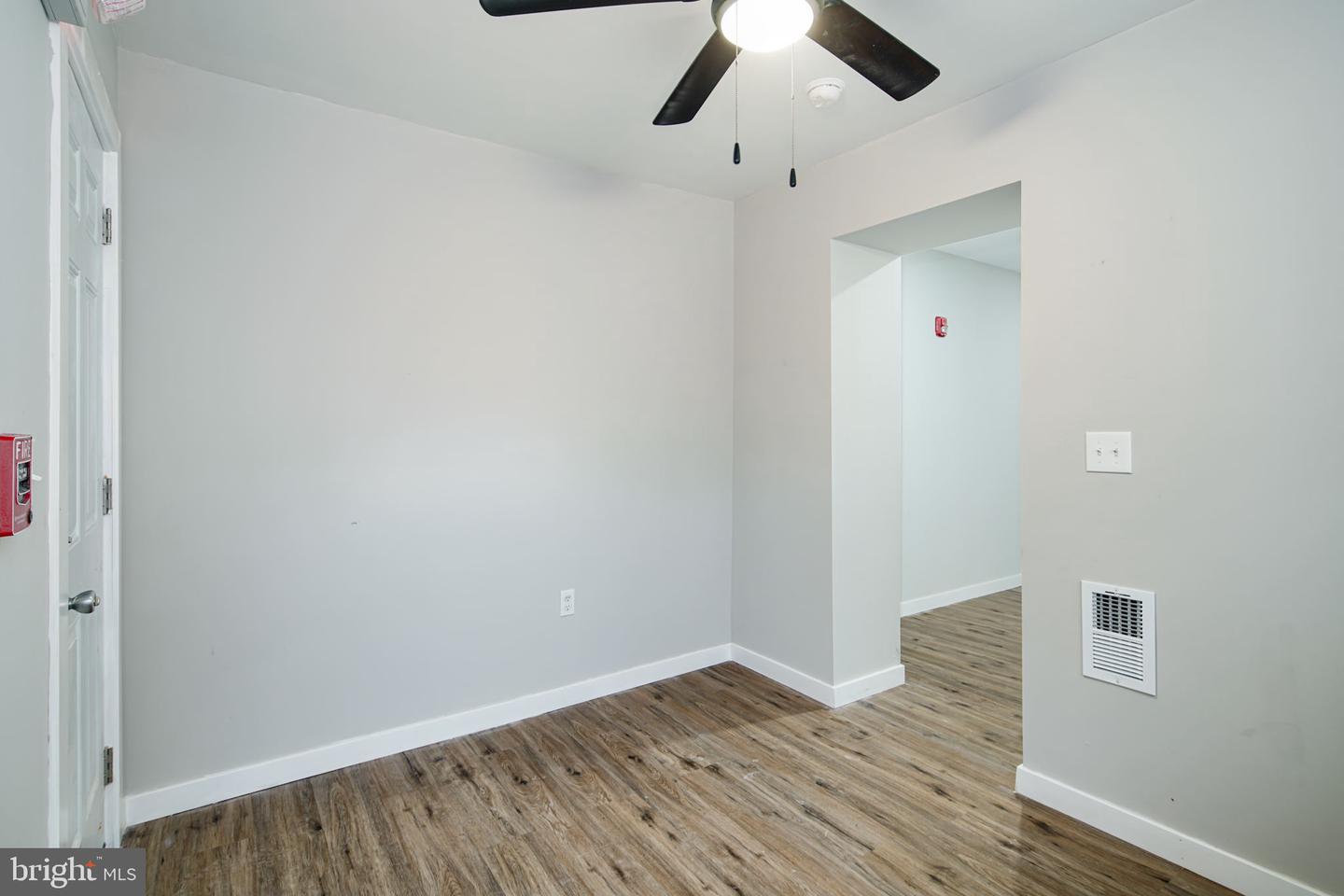 5339 Chestnut St Property Photo 9