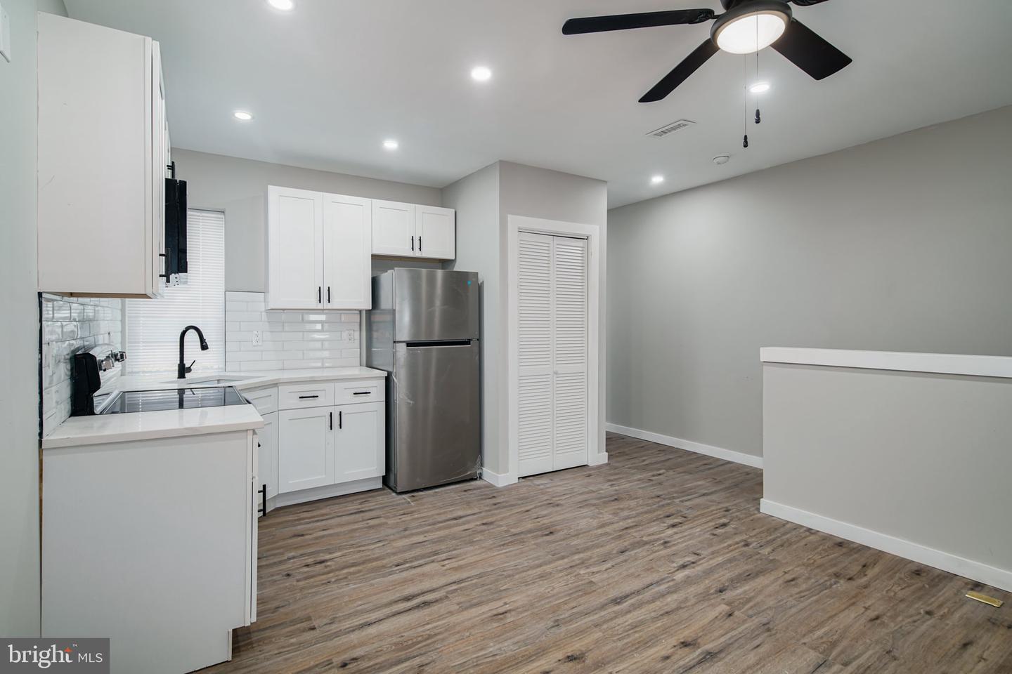5339 Chestnut St Property Photo 11