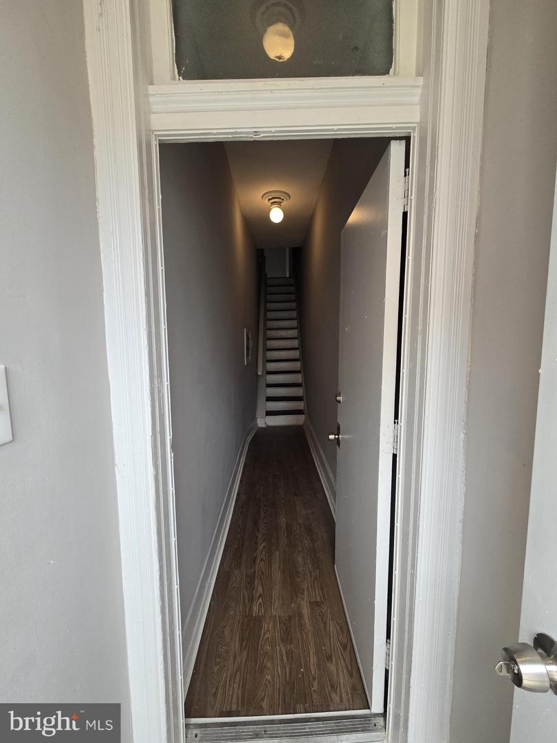 3047 Frankford Ave #2nd Floor Property Photo 5