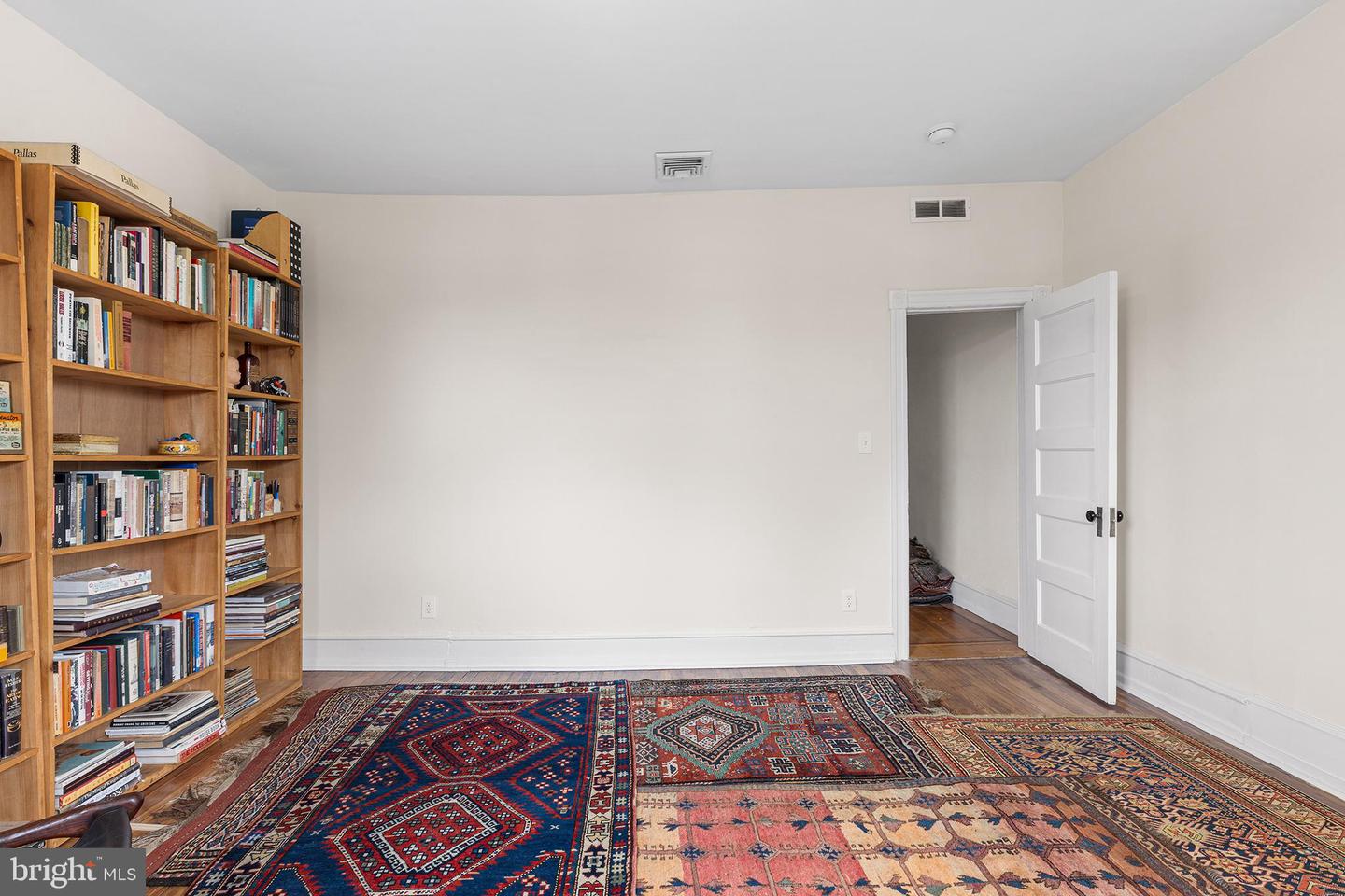 1120 S Wilton St Property Photo 24
