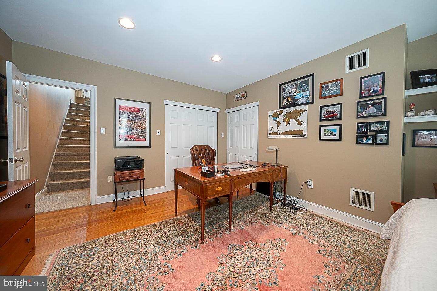 2317 Fairmount Ave Property Photo 30