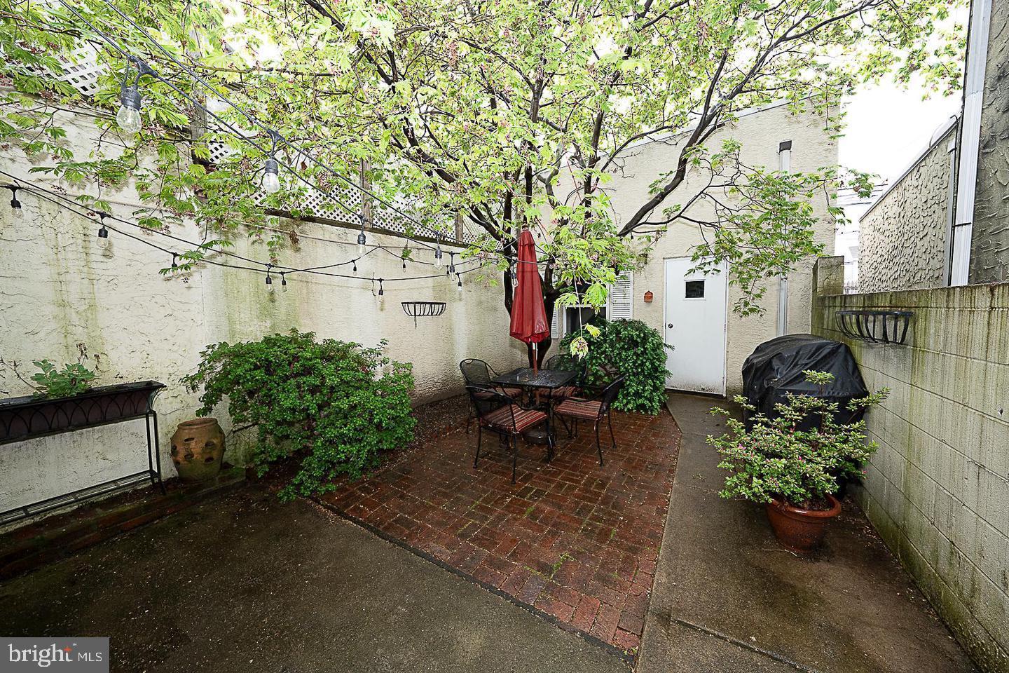 2317 Fairmount Ave Property Photo 42