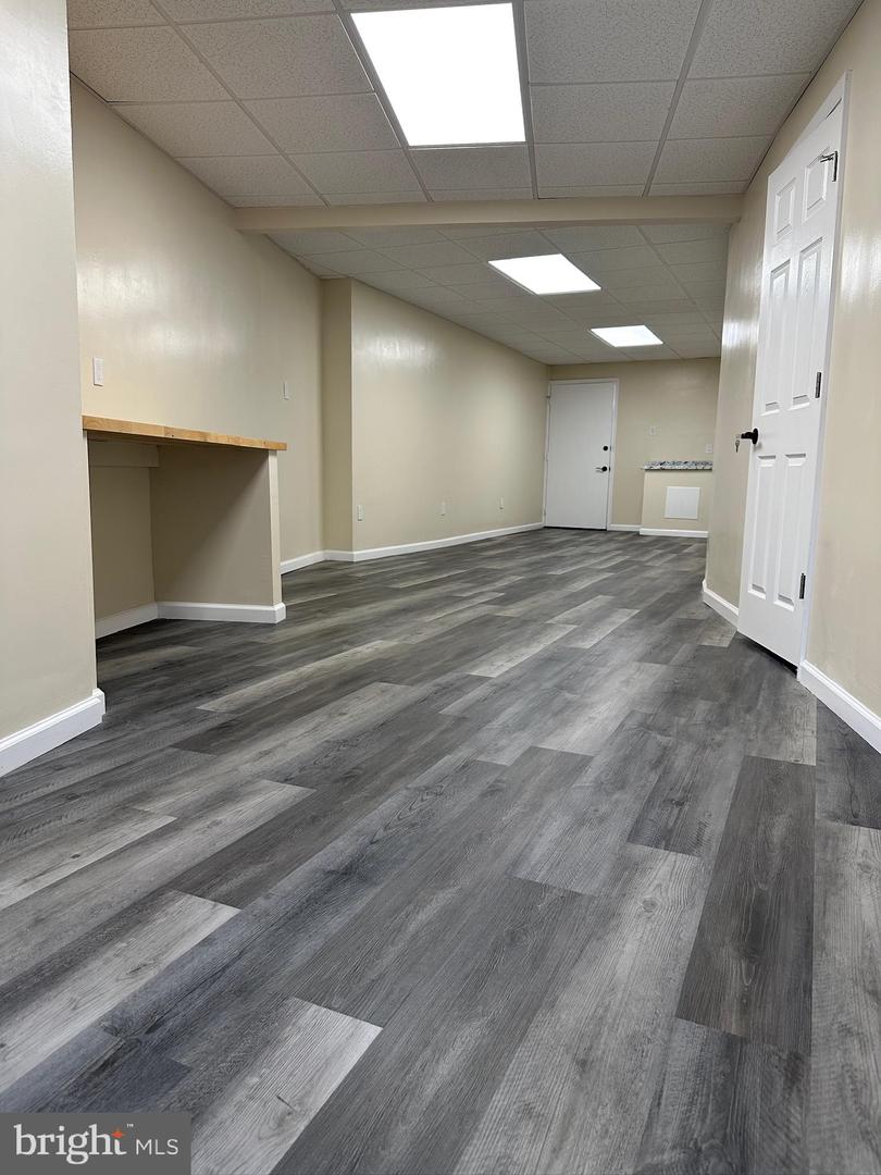 5843 Germantown Ave #2b Property Photo 4