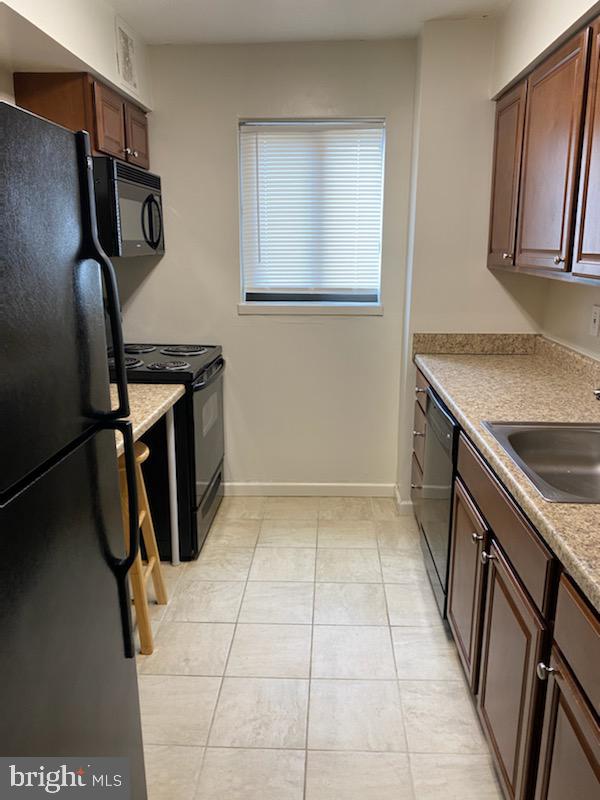 1420 Locust St #21l Property Photo 1
