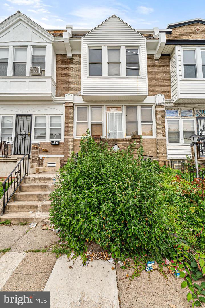 6081 Chester Ave Property Photo 1