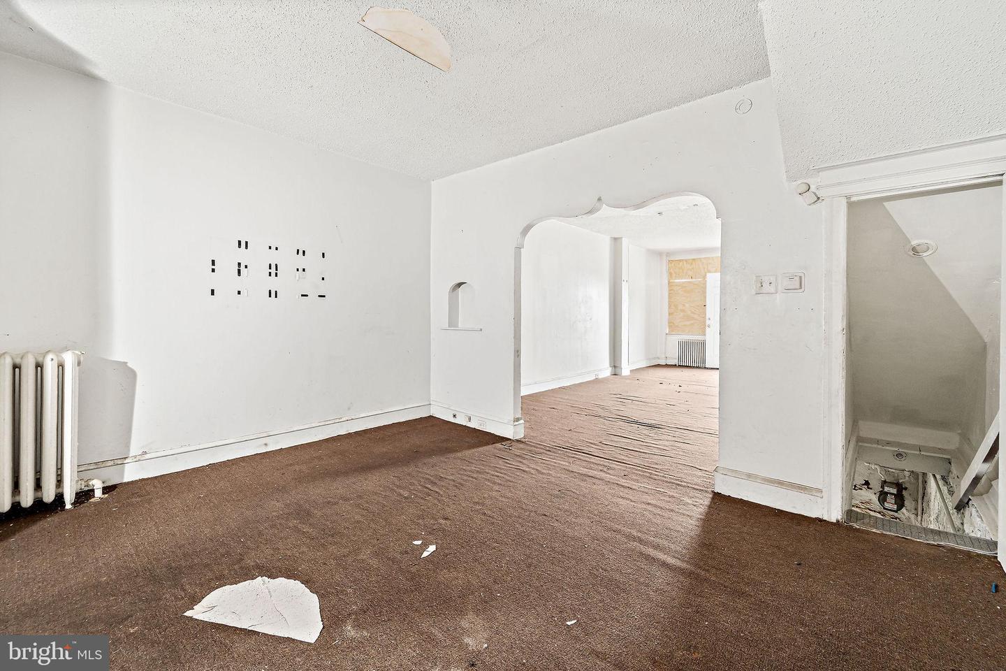 6081 Chester Ave Property Photo 8