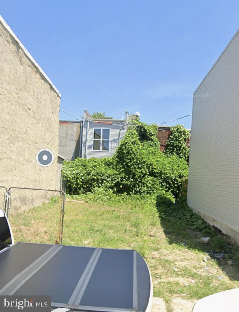 657 N Sickels St Property Photo 1