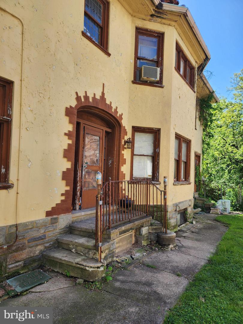 4917 Parkside Ave Property Photo 1