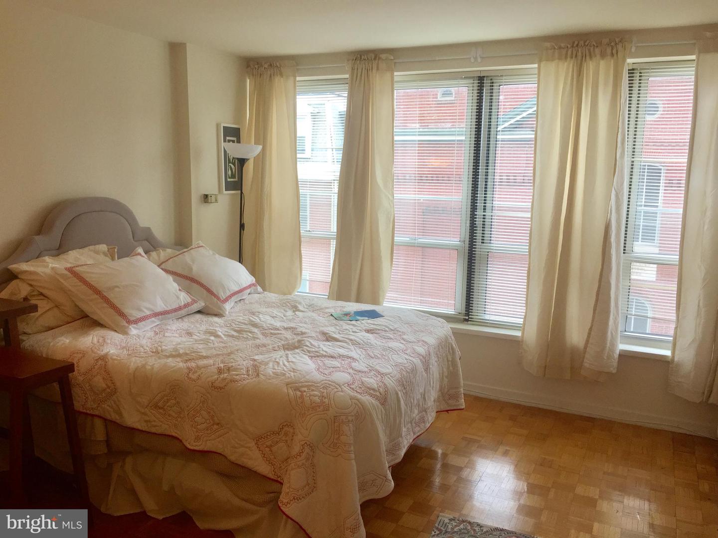224-30 W RITTENHOUSE SQ #415B Property Photo 1