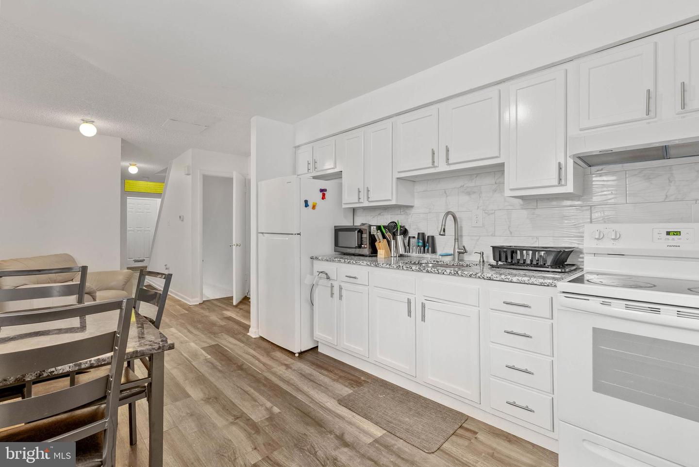 1534 Page St Property Photo 1