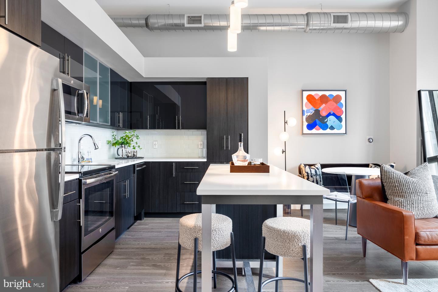 1125 Sansom St #2b-611 Property Photo 10