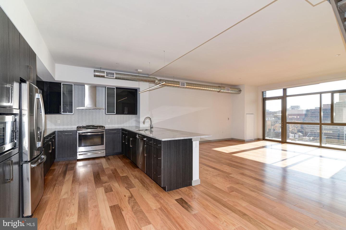 1125 Sansom St #2b-611 Property Photo 24