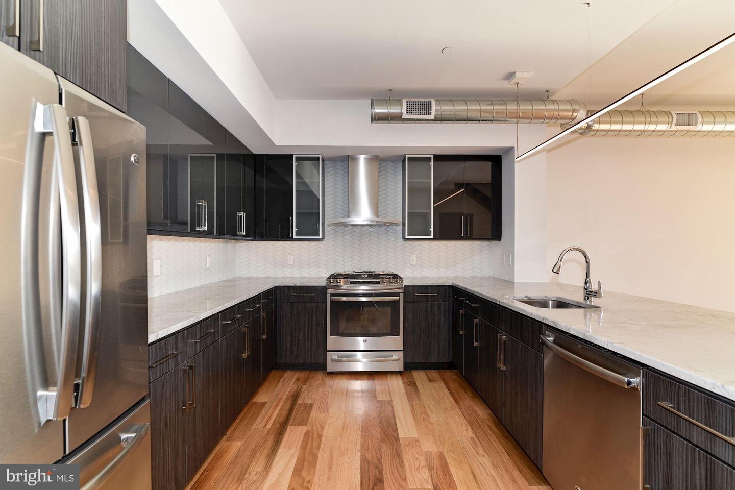 1125 Sansom St #2b-611 Property Photo 26