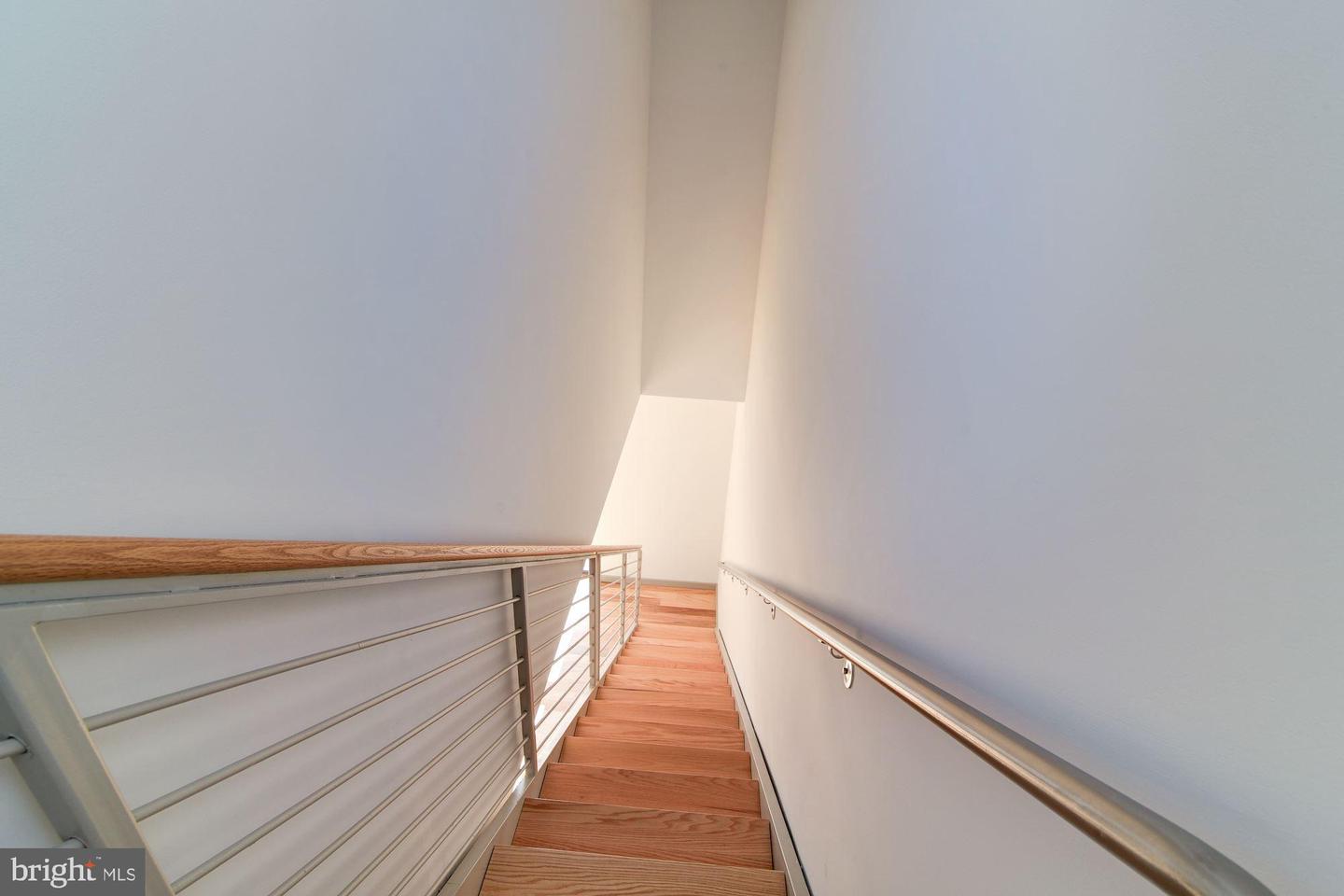 1125 Sansom St #2b-611 Property Photo 64