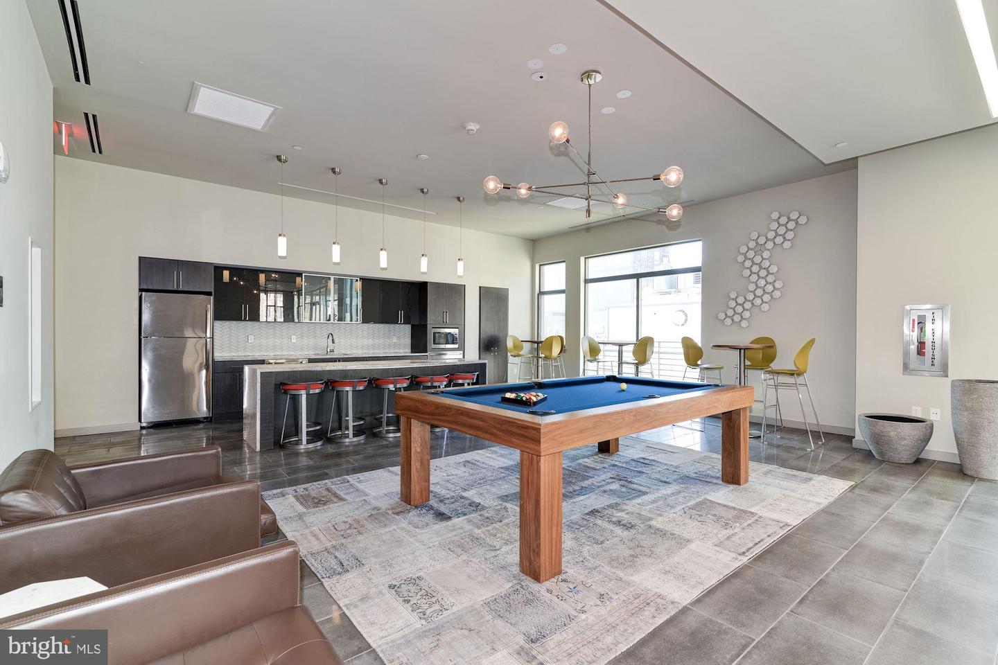 1125 Sansom St #2b-611 Property Photo 73
