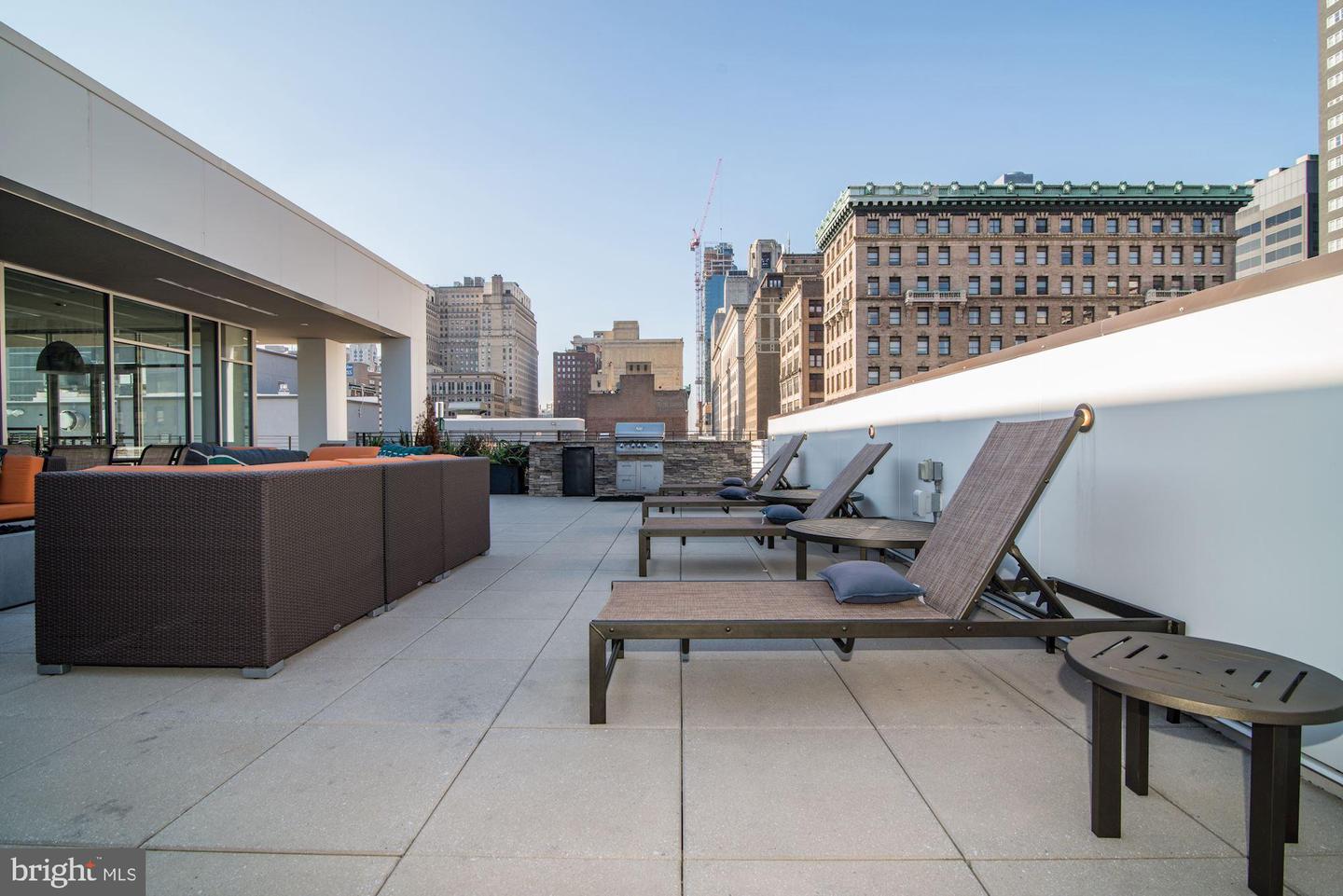 1125 Sansom St #2b-611 Property Photo 93