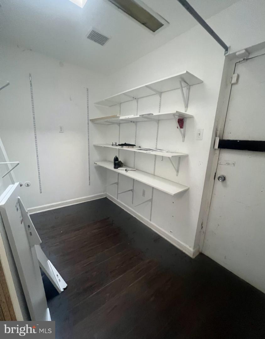1509 Spring Garden St Property Photo 10