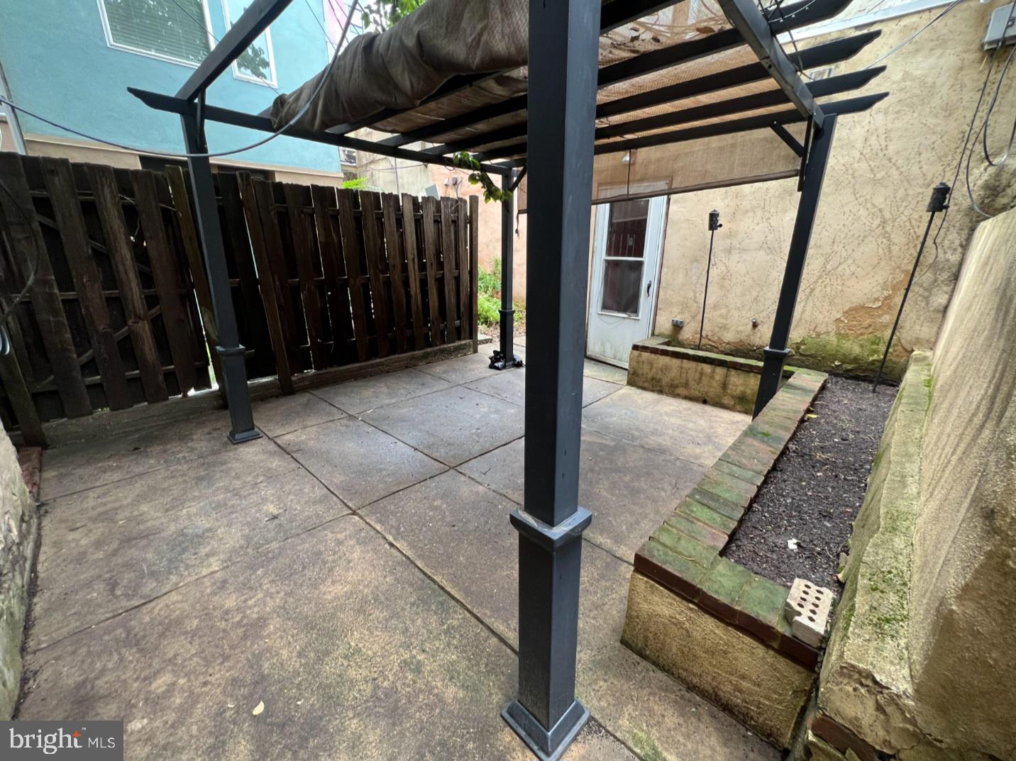 1509 Spring Garden St Property Photo 12