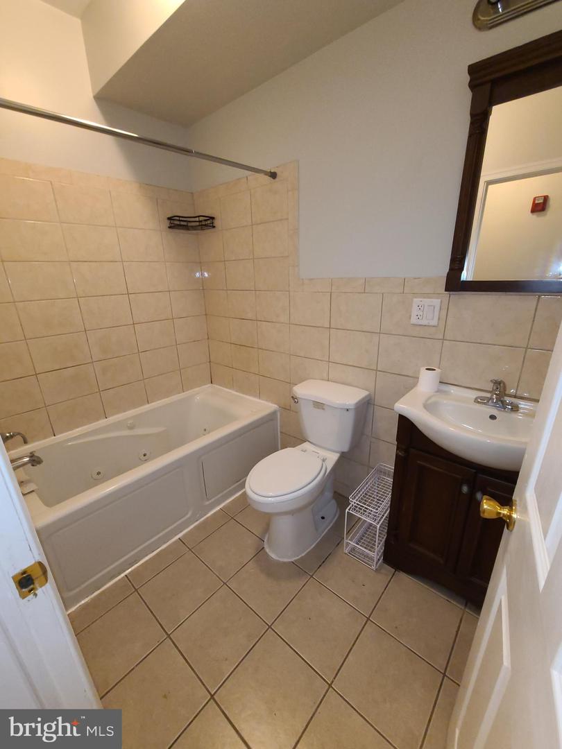 1617 Cecil B Moore Ave Property Photo 8