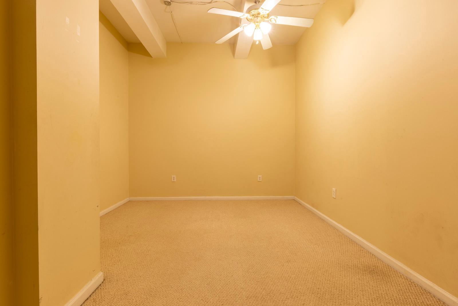 1324 Locust St #1602 Property Photo 15