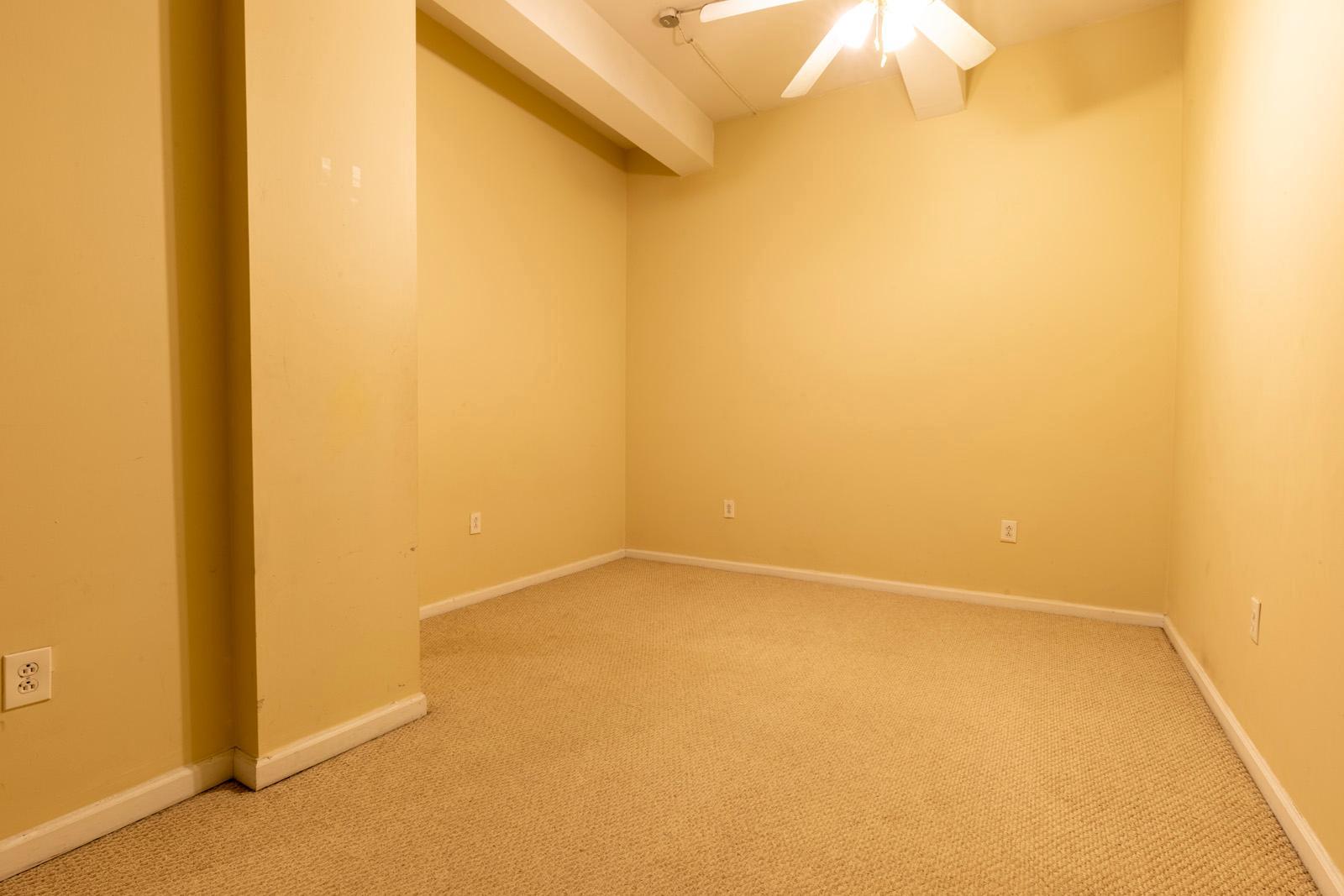 1324 Locust St #1602 Property Photo 16
