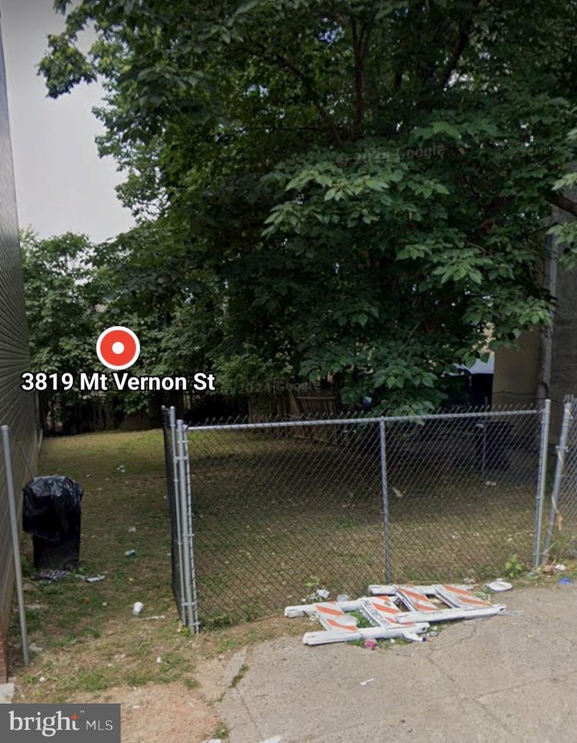 3819 MOUNT VERNON ST Property Photo 1