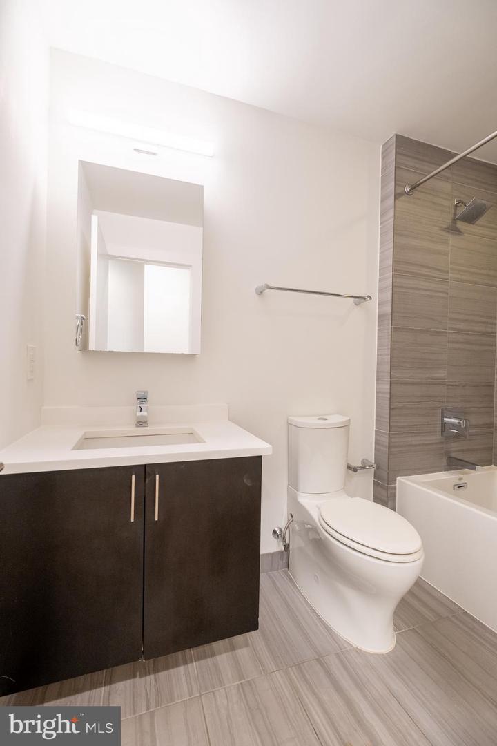 634 N 5th St #18 Property Photo 11