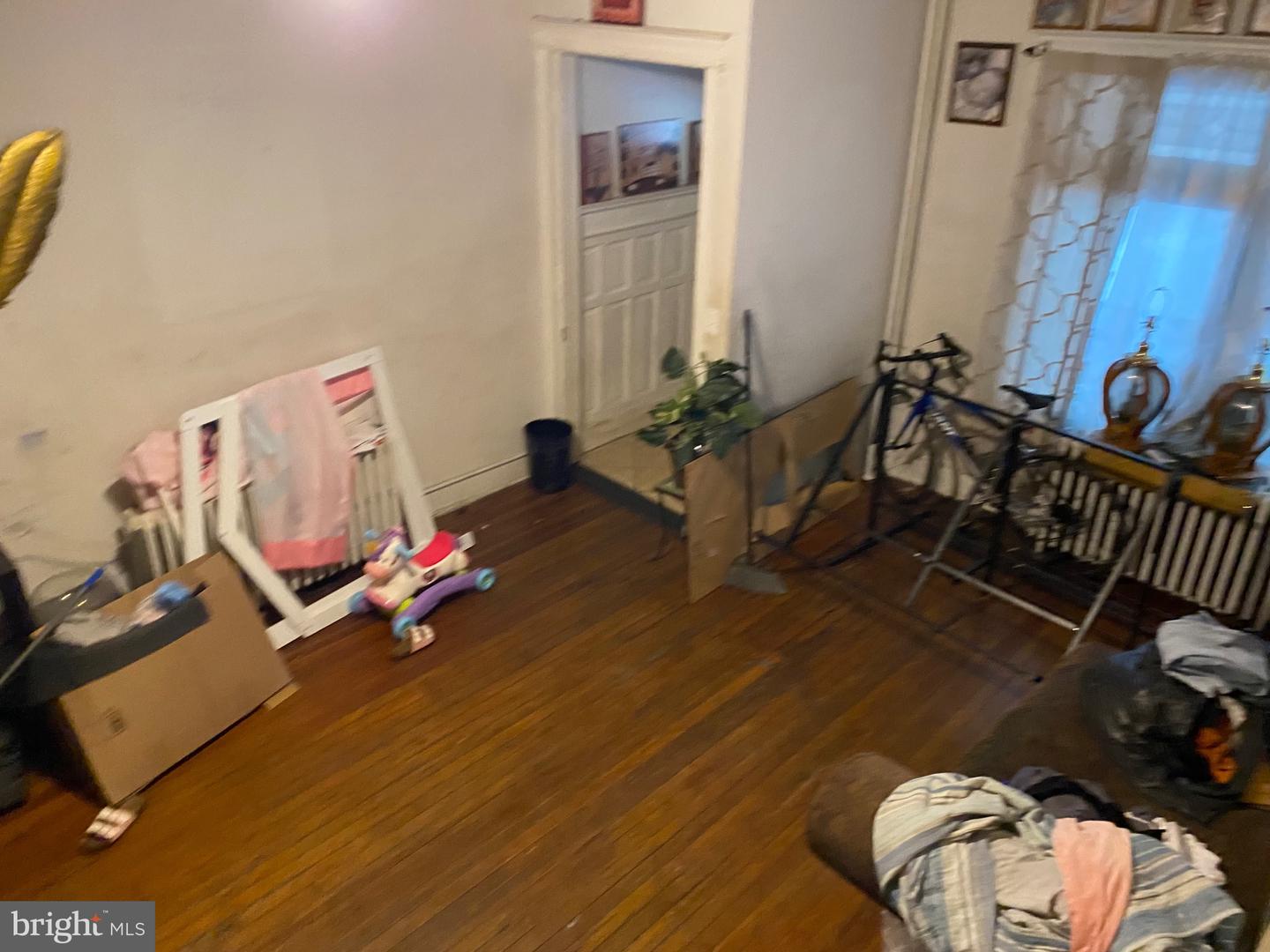 5336 Race St Property Photo 6
