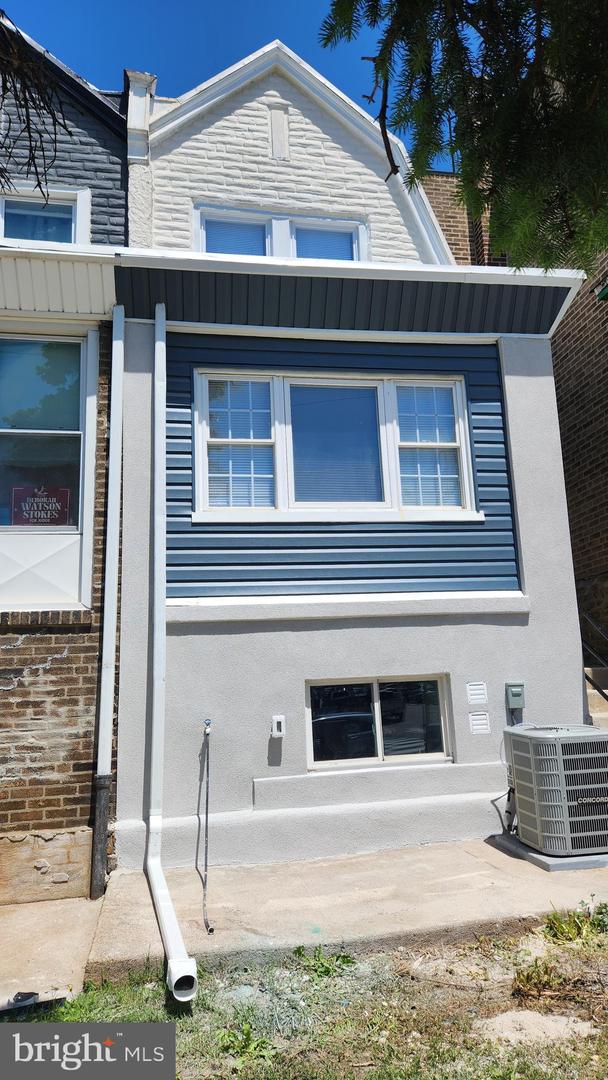 3203 W Allegheny Ave Property Photo 1