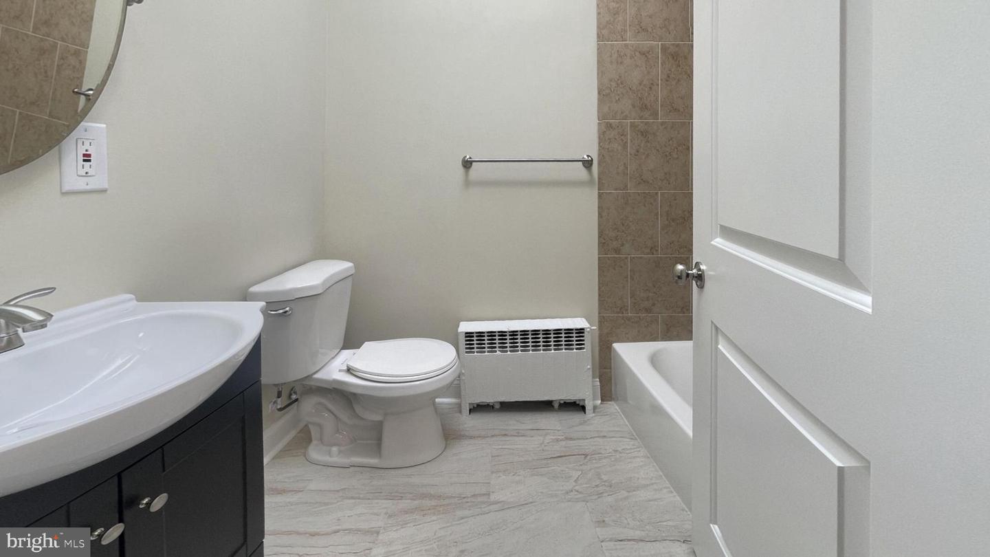 5156 D St #2 Property Photo 2