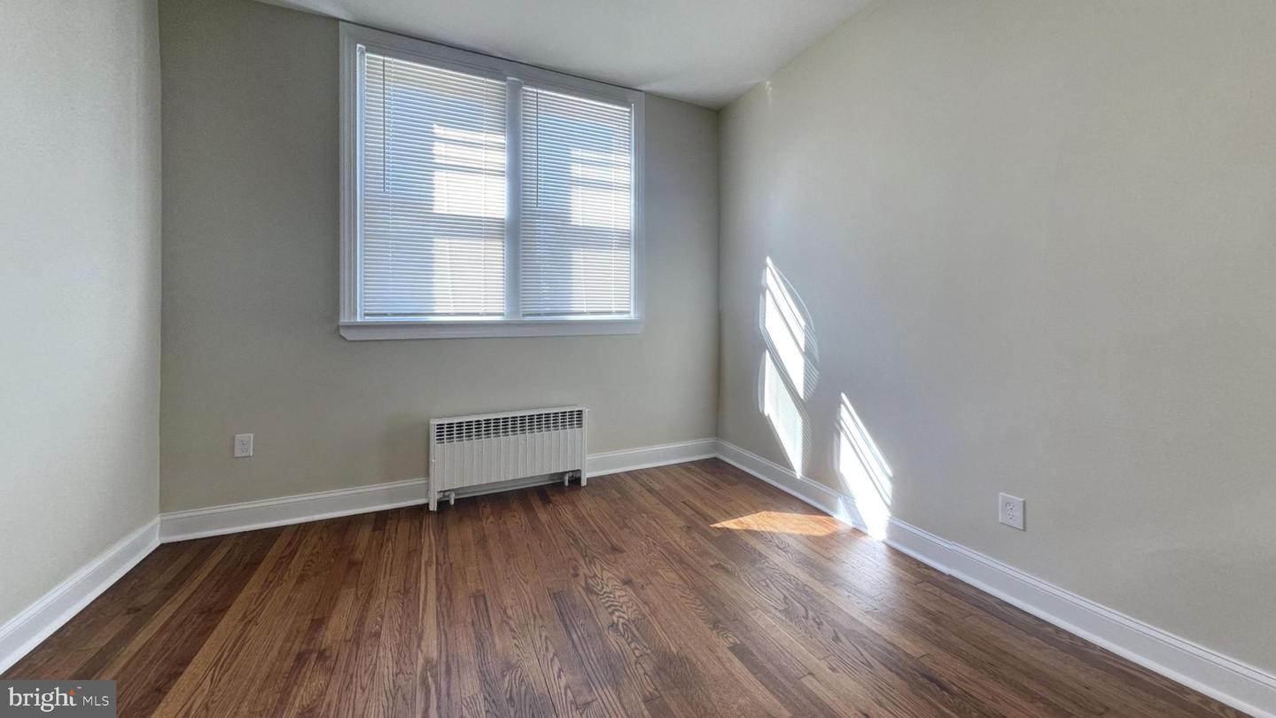 5156 D St #2 Property Photo 3