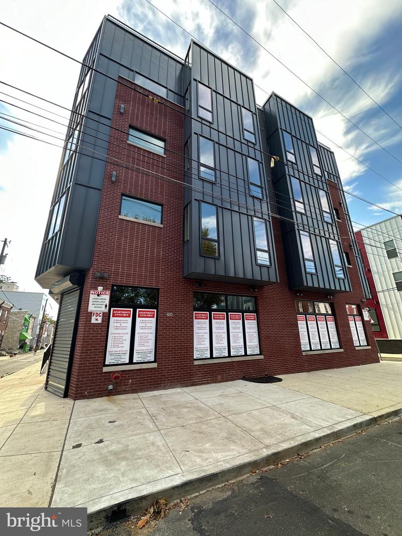 914-18 W SUSQUEHANNA AVE #3C Property Photo 1
